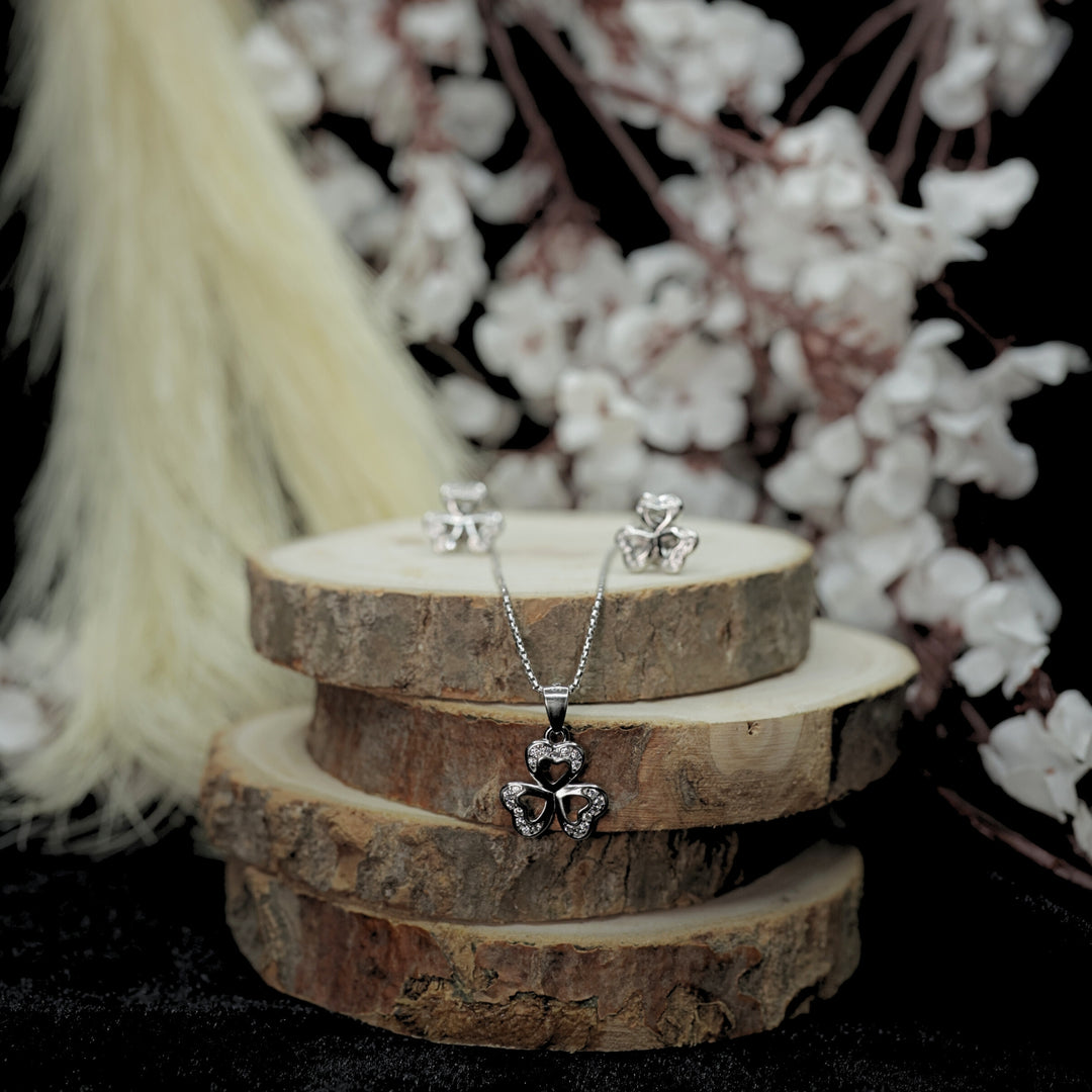 925 Sterling Silver Triple Heart Pendant Necklace Set